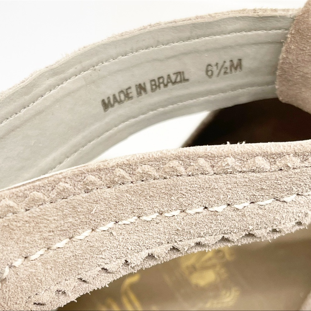 Juicy Couture Dennie Suede Wedges - Picture 16 of 16